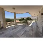 Luxury 4-Bedroom Villa with Private Pool and Garden - Exclusive Residence